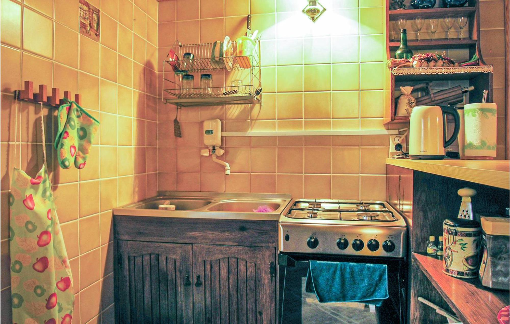 Awesome Home In Pleszew With Wifi Zawidowice エクステリア 写真